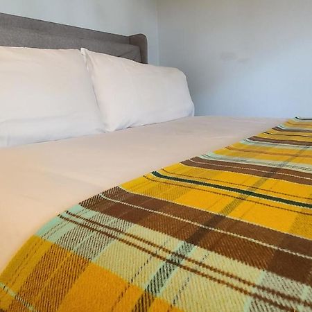 Centrally Located In Rogers And Bentonville! -Private Rooms Eksteriør billede