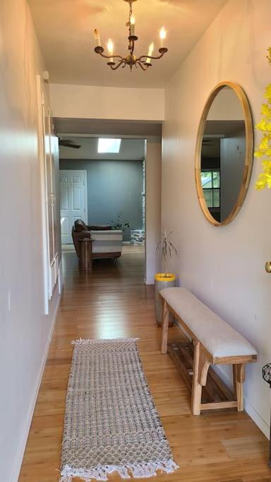 Centrally Located In Rogers And Bentonville! -Private Rooms Eksteriør billede