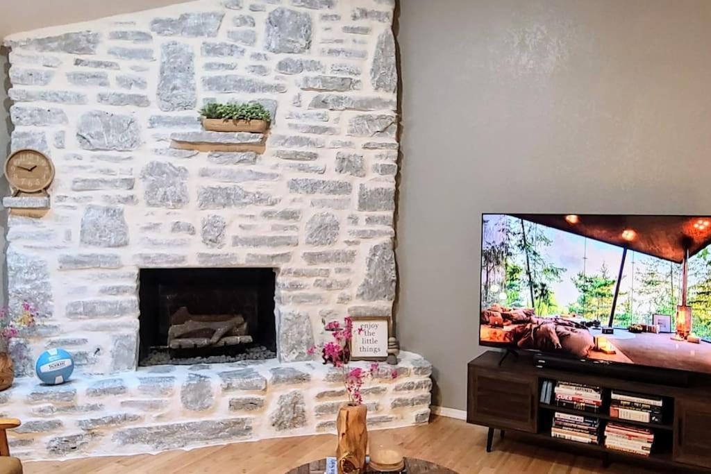 Centrally Located In Rogers And Bentonville! -Private Rooms Eksteriør billede